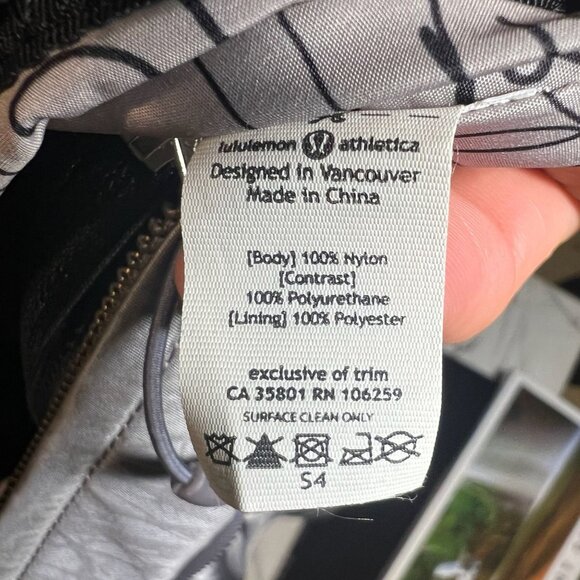 Lululemon Athletica Grey Gym Bag Nylon Polyester Spacious Lightweight Durable St - Picture 6 of 7